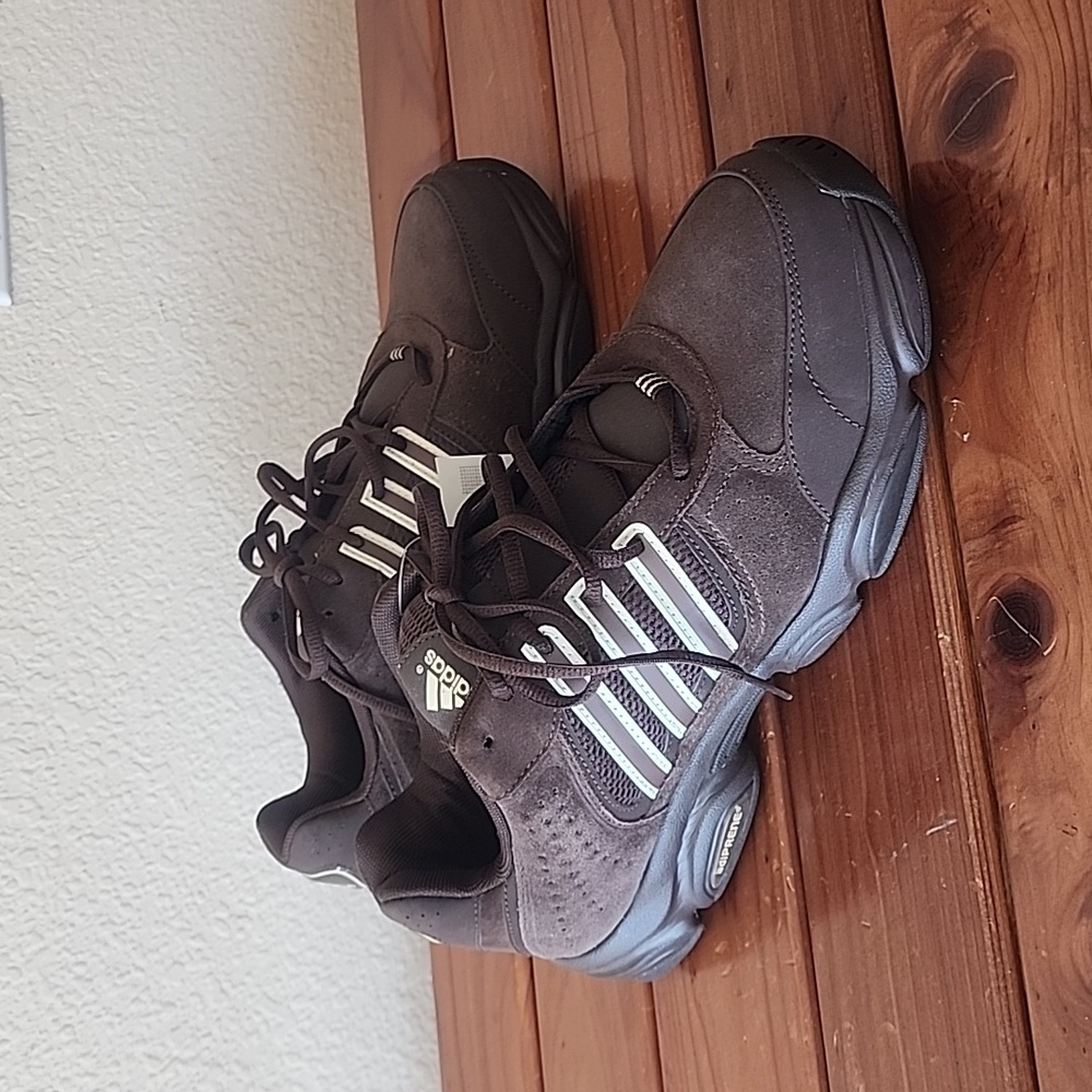 adidas Men's Barracks TR8 Cross Training Shoe Size 11 New